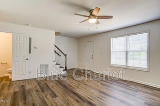 1104 E Geer St in Durham, NC - Foto de edificio - Building Photo
