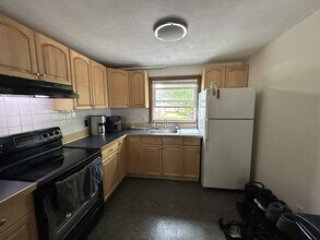 777 Lagrange St, Unit 4 in Boston, MA - Building Photo - Building Photo
