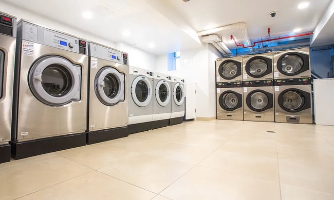 1540 Pelham Pkwy S in Bronx, NY - Building Photo - Building Photo