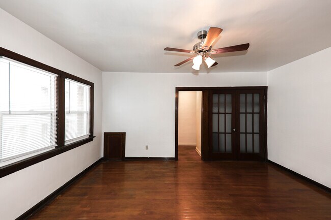 335 E 300 S, Unit 405 in Salt Lake City, UT - Building Photo - Building Photo