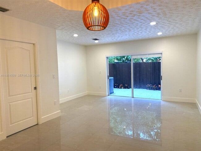 14224 SW 121st Pl in Miami, FL - Building Photo - Building Photo