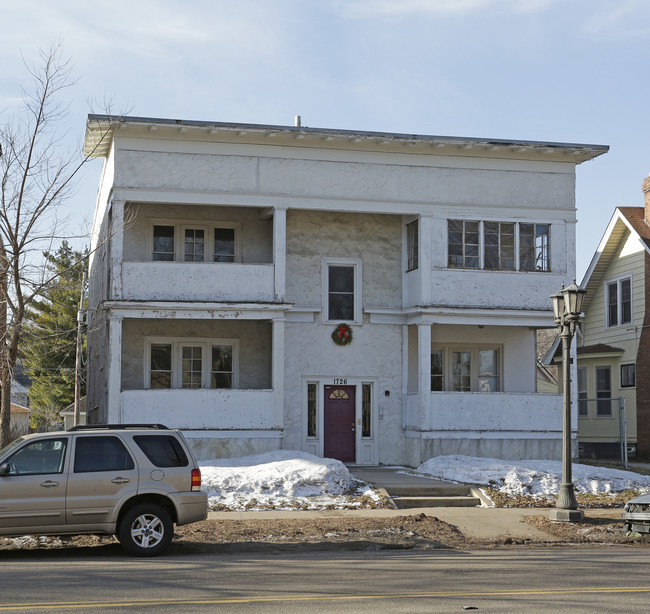 1726 Grand Ave in St. Paul, MN - Foto de edificio - Building Photo
