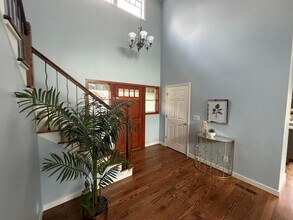 160 Vintage Cir in Jacksonville, OR - Building Photo - Building Photo