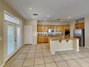 903 Golden Poppy St in Las Vegas, NV - Building Photo - Building Photo