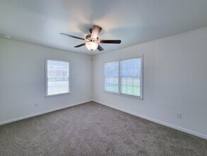 413 S Market St in Brazoria, TX - Building Photo - Building Photo