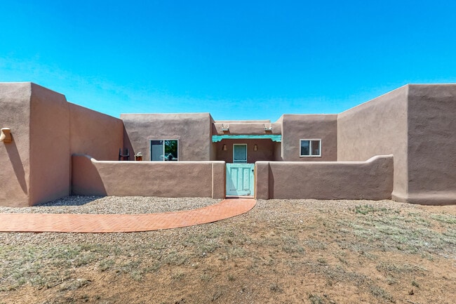 45 Encantado Loop in Santa Fe, NM - Building Photo - Building Photo