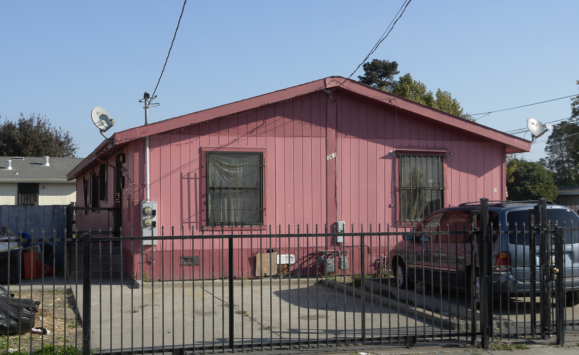 1601 4th St in Richmond, CA - Foto de edificio