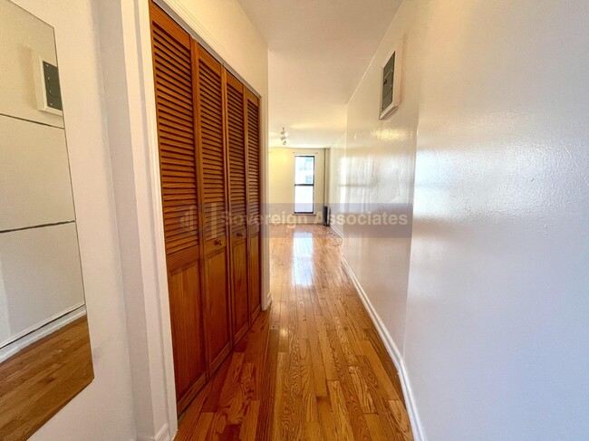 112 Haven Ave in New York, NY - Building Photo - Building Photo