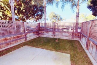 1553 Felspar St in San Diego, CA - Building Photo - Building Photo