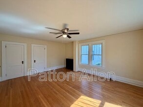 19 Saluda St in Asheville, NC - Building Photo - Building Photo