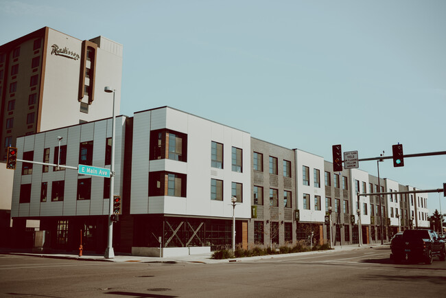 Trestle Lofts in Bismarck, ND - Foto de edificio - Building Photo