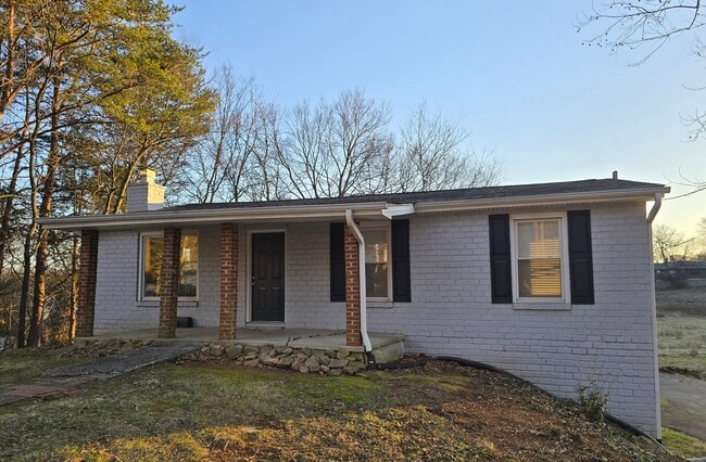 833 Canton Hollow Rd