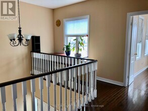 88 Toporowski Ave in Richmond Hill, ON - Building Photo - Building Photo