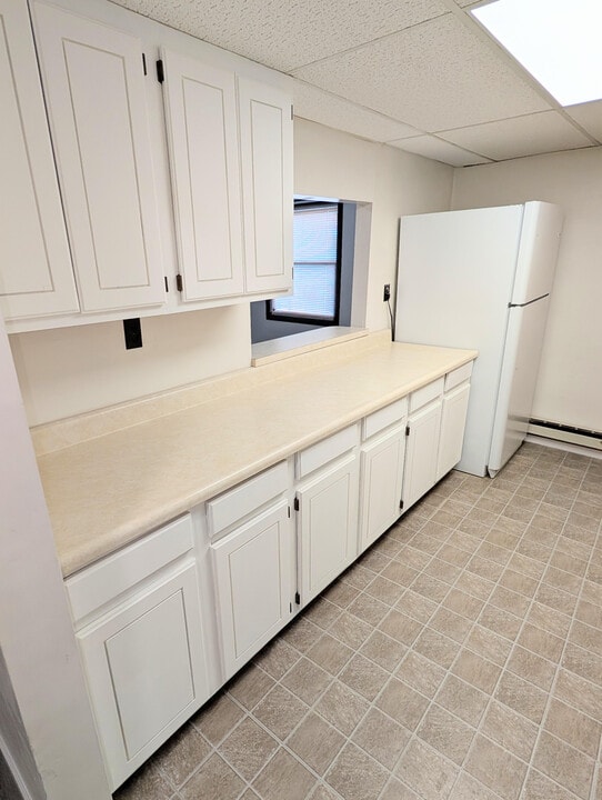225 E Orvis St, Unit Apt 1 in Massena, NY - Building Photo