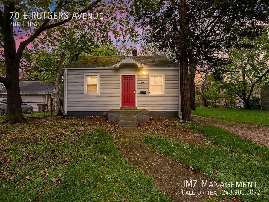 70 E Rutgers Ave in Pontiac, MI - Building Photo