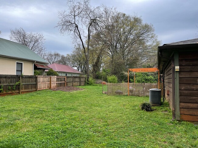 440 Yonah Ave in Athens, GA - Building Photo - Building Photo