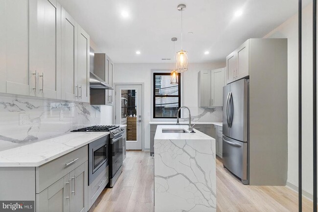 3118 Ridge Ave in Philadelphia, PA - Building Photo - Building Photo