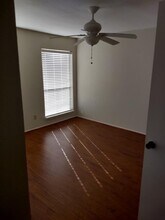 4633 Wild Indigo St in Houston, TX - Building Photo - Building Photo