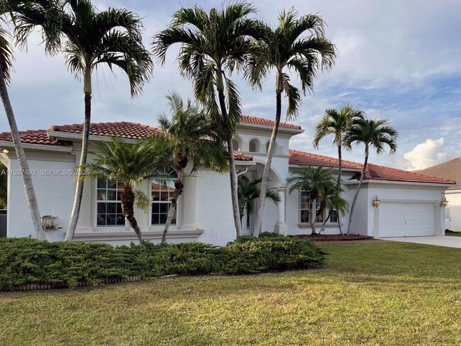 property at 2640 Fairways Dr