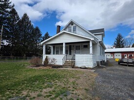 229 Osborne Rd in Albany, NY - Building Photo