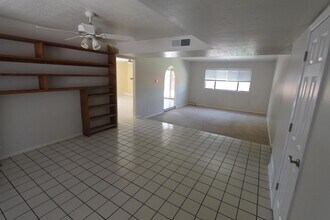 7721 White St NE in Albuquerque, NM - Building Photo - Building Photo