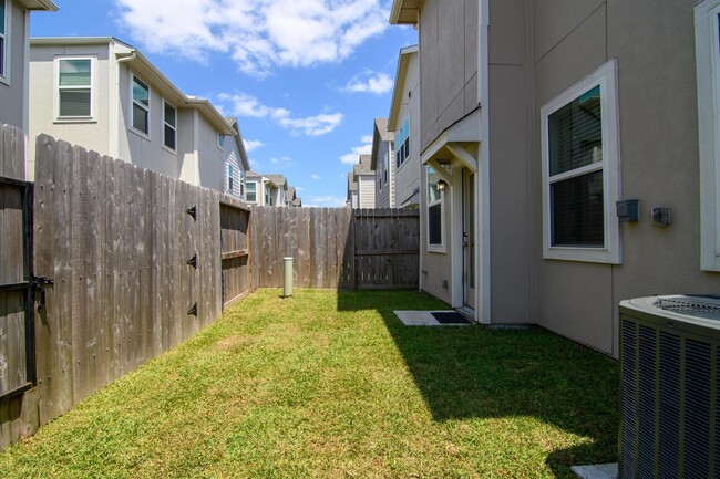 property at 5511 Cuerta St