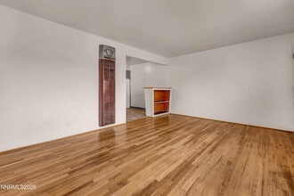 240 18th St in Sparks, NV - Building Photo - Building Photo