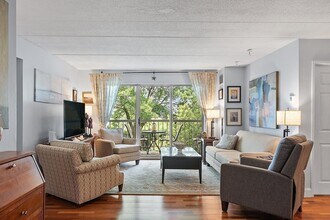 200 Captains Row in Chelsea, MA - Building Photo - Building Photo