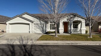 1635 Murrieta Ct in Reno, NV - Building Photo