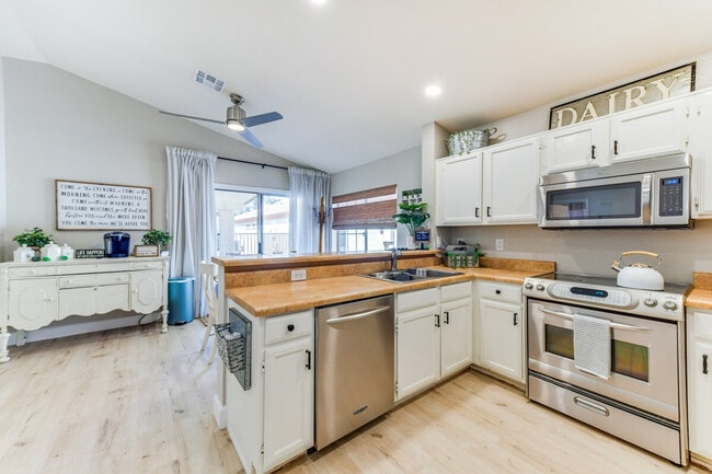 1120 N Val Vista Dr, Unit ID1386007P in Gilbert, AZ - Building Photo - Building Photo