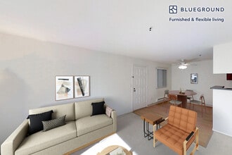 1600 Villa St, Unit SI FL1-ID6536A in Mountain View, CA - Building Photo - Building Photo