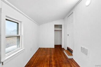 104 Kincaid Ave in Syracuse, NY - Building Photo - Building Photo