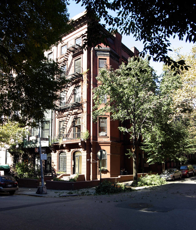 25 Pierrepont St in Brooklyn, NY - Building Photo - Building Photo