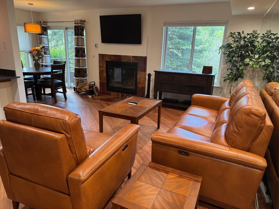 35 Lower Woodbridge Rd in Snowmass Village, CO - Building Photo
