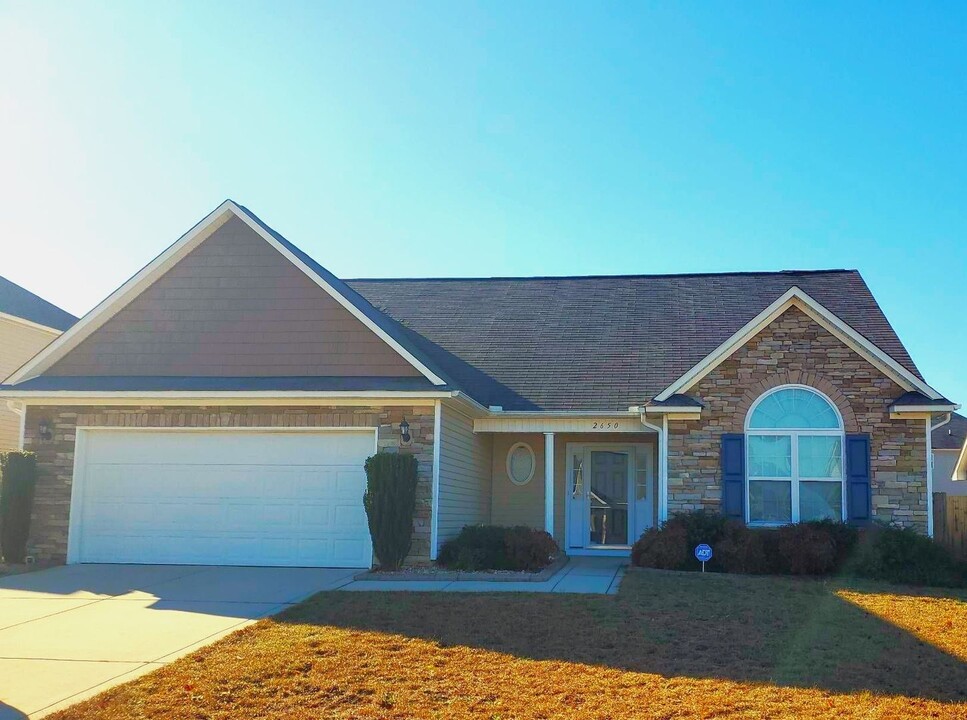 2650 Green Heron Dr in Fayetteville, NC - Building Photo