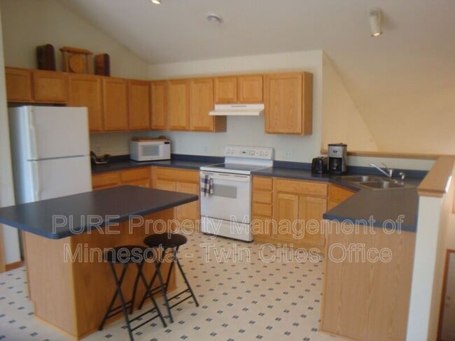 1209 Timber Way in Stillwater, MN - Building Photo - Building Photo