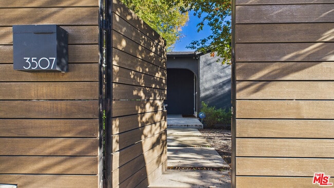 3507 Marathon St in Los Angeles, CA - Building Photo - Building Photo