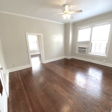 2203 Young Ave, Unit 2203 Young in Memphis, TN - Foto de edificio - Building Photo