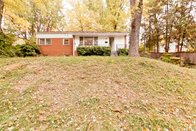 407 Boston Ave in Takoma Park, MD - Building Photo - Building Photo