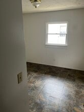 4776 E 174th St in Cleveland, OH - Building Photo - Building Photo