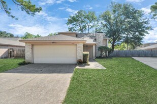 4743 Sabrina Dr in Houston, TX - Building Photo