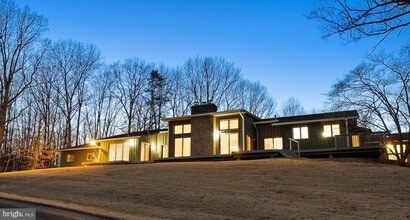20 Cessna Ln in Fredericksburg, VA - Building Photo - Building Photo