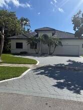 830 Bailey St in Boca Raton, FL - Building Photo - Building Photo