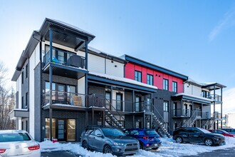 574 René-Richard St in Lévis, QC - Building Photo - Building Photo
