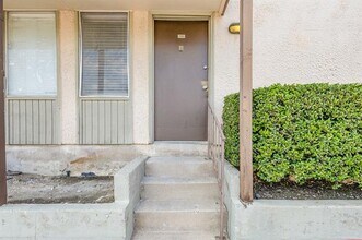 12818 Midway Rd in Dallas, TX - Building Photo - Building Photo