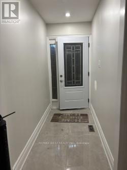 23 Michigan Ave in Brampton, ON - Building Photo - Building Photo