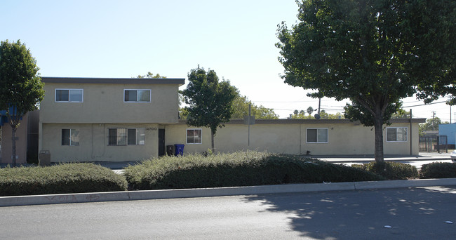 14700 San Pablo Ave in San Pablo, CA - Foto de edificio - Building Photo