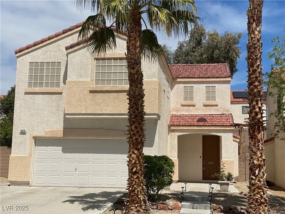 3826 Discovery Creek Ave in North Las Vegas, NV - Building Photo