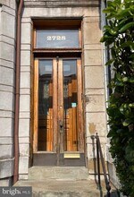 2728 St Paul St in Baltimore, MD - Foto de edificio - Building Photo