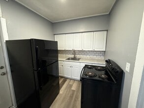 1118 Bonacker Ave in Hamilton, OH - Building Photo - Building Photo